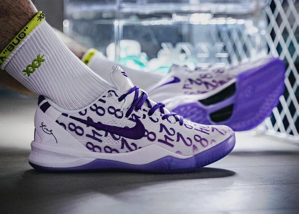 Nike Kobe 8 Protro ‘Court Purple’ Review: Mamba Precision in a Sleek Lakers-Inspired Silhouette Nike Kobe 8 Protro ‘Court Purple’ Review: Mamba Precision in a Sleek Lakers-Inspired Silhouette