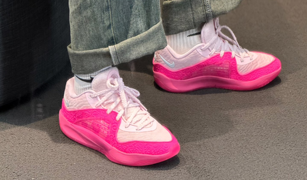 Nike KD16 ‘Aunt Pearl’ Review: Honoring Legacy with Performance and Purpose Nike KD16 ‘Aunt Pearl’ Review: Honoring Legacy with Performance and Purpose