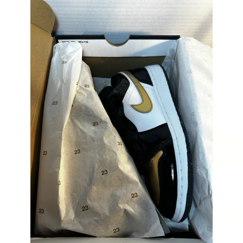 (GS) Air Jordan 1 Low SE ‘Gold Toe’ Review: Iconic Shine for the Next Generation
