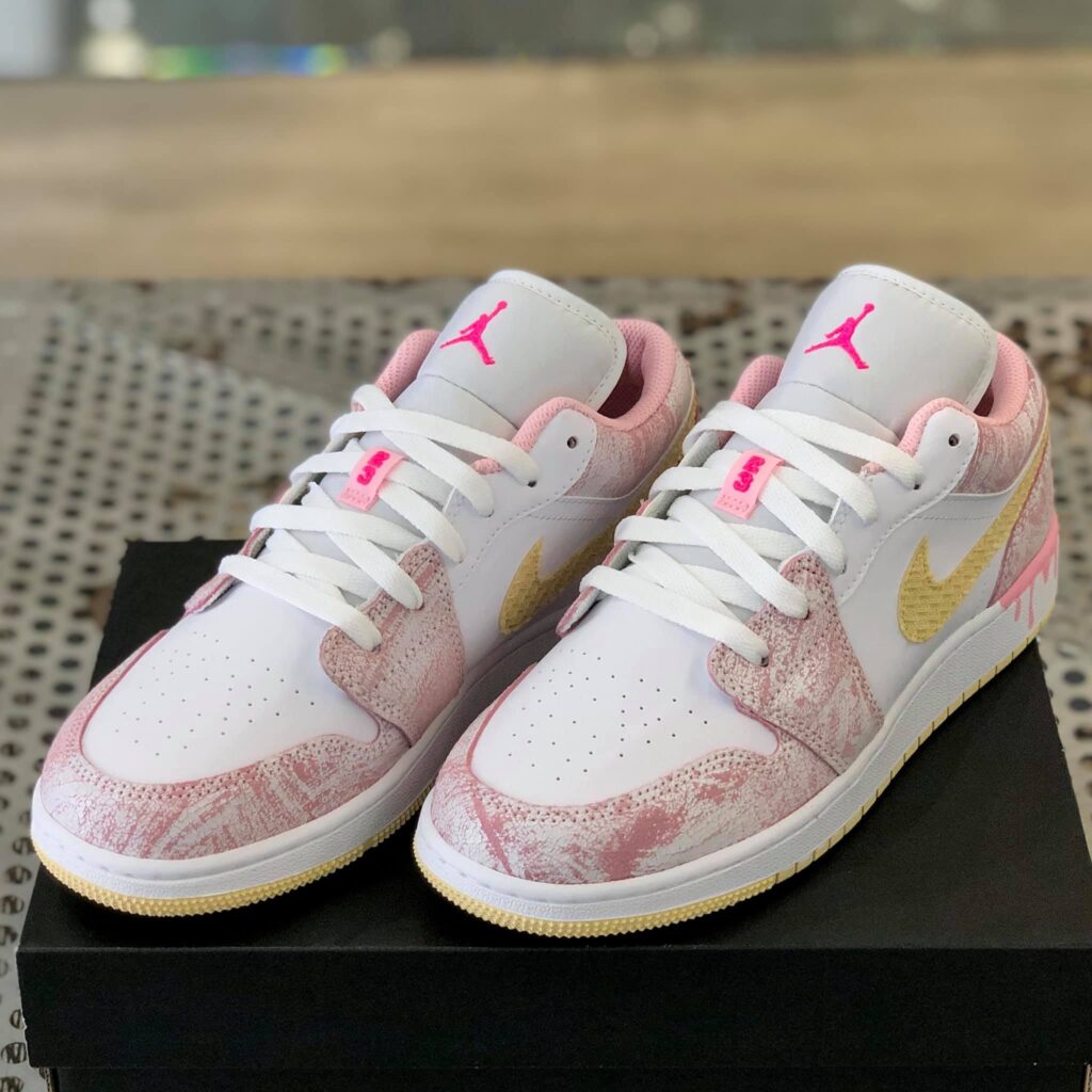 (GS) Air Jordan 1 Low ‘Strawberry Ice Cream’ Review: Sweet Style for a Fresh Fit
