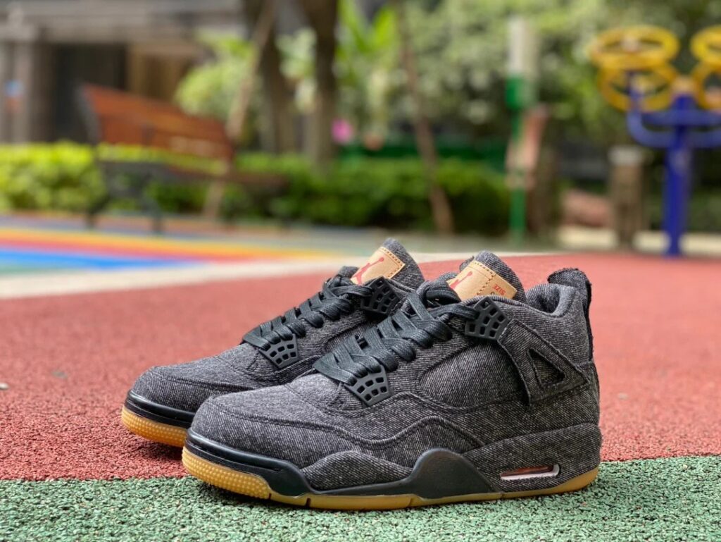 (GS) Air Jordan 4 x Levi’s ‘Black Denim’ Review: Streetwear Meets Sneaker Heritage