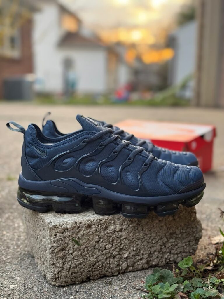 Nike Air VaporMax Plus ‘Midnight Navy’ Review: Bold Tech with Everyday Style