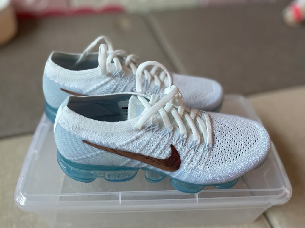 Nike Air VaporMax ‘Explorer Light’ (WMNS) Review: Futuristic Comfort Meets Sleek Style Nike Air VaporMax ‘Explorer Light’ (WMNS) Review: Futuristic Comfort Meets Sleek Style