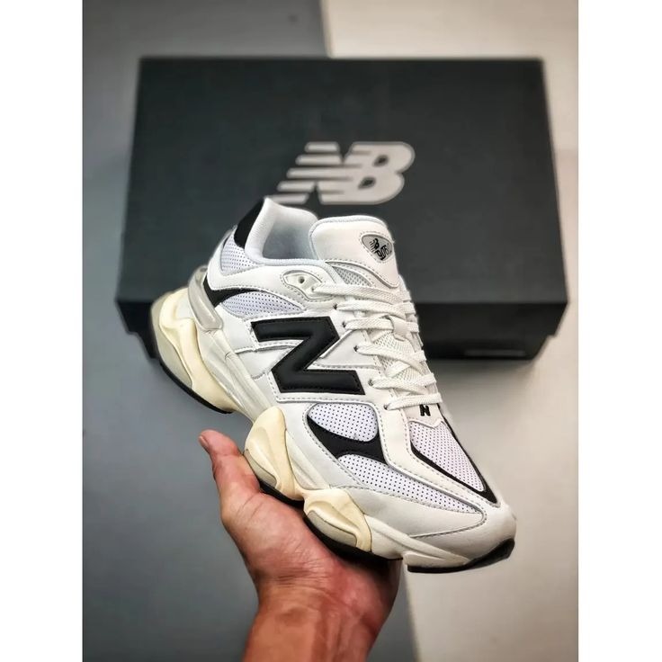 New Balance 9060 ‘White Black’ Review: Monochrome Meets Modern Tech