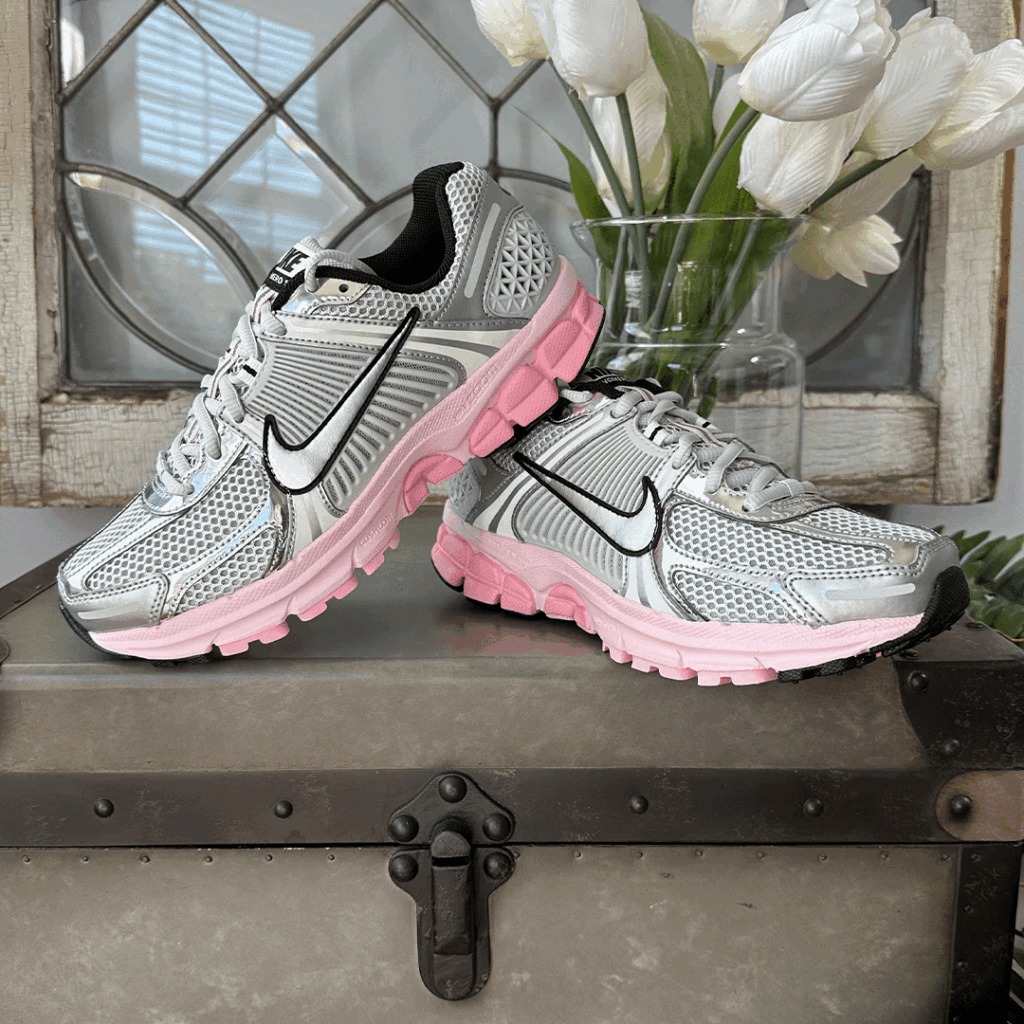 Nike Air Zoom Vomero 5 ‘Photon Dust Pink Form’ Review: Tech-Driven Comfort in Soft Pastels