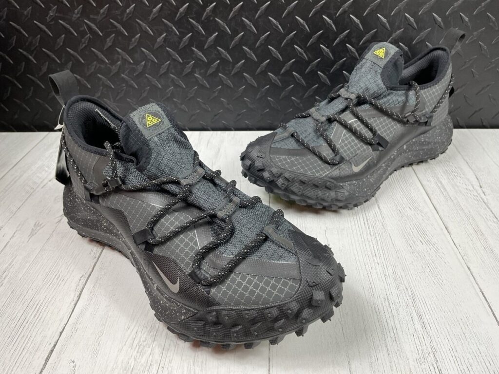 Nike ACG Mountain Fly Low GTX SE ‘Dark Smoke Grey’ Review: Rugged Utility Meets Urban Cool