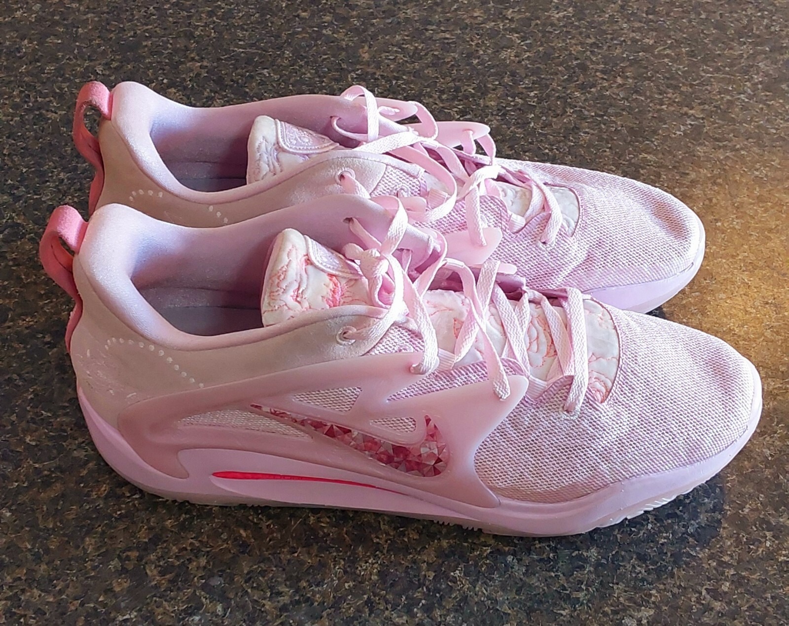Nike KD 15 NRG ‘Aunt Pearl’ Review: A Touching Tribute Wrapped in Performance and Style