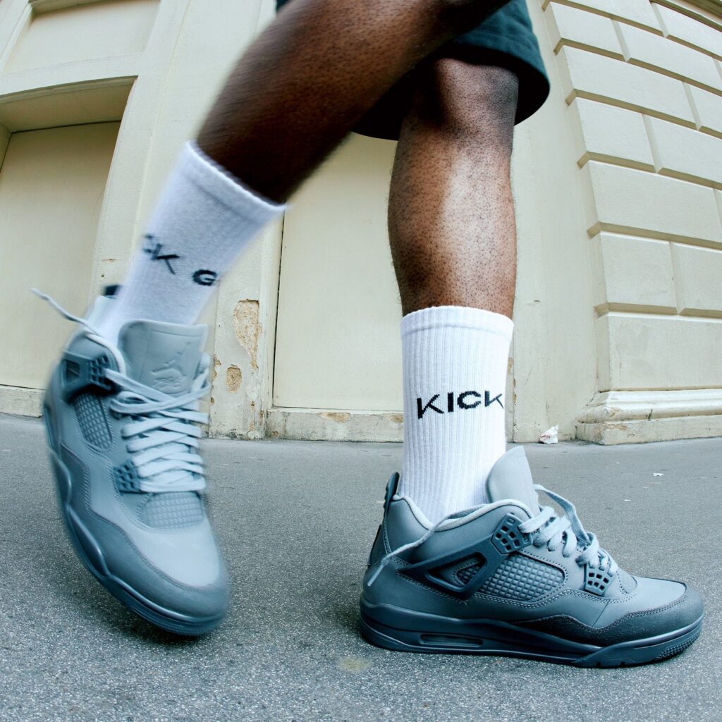 Air Jordan 4 Retro SE ‘Paris Olympics Wet Cement’ Review: Street Luxury Meets Olympic Spirit