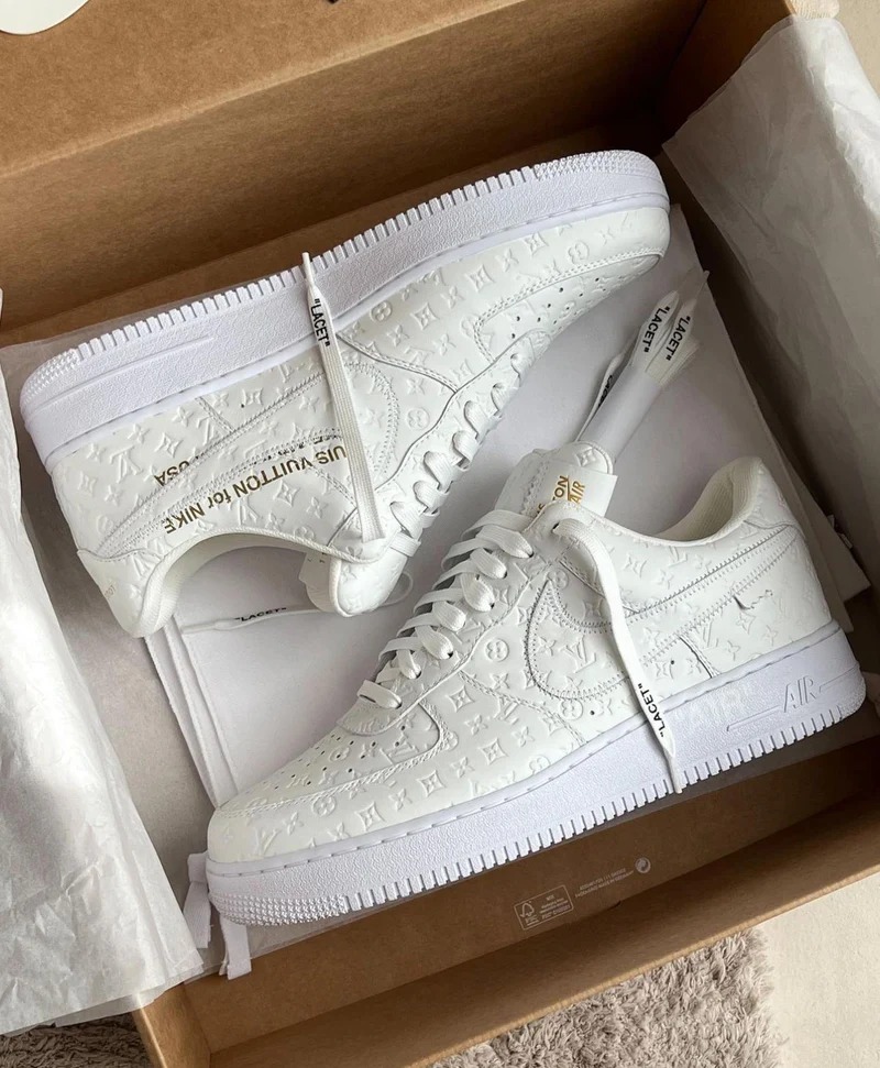 Louis Vuitton x Nike Air Force 1 Low ‘White’ by Virgil Abloh: Where Haute Couture Meets Street Legend