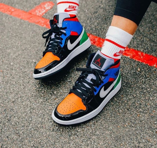(WMNS) Air Jordan 1 Mid SE ‘Multi Patent’ Review: Bold, Glossy, and Built to Shine (WMNS) Air Jordan 1 Mid SE ‘Multi Patent’ Review: Bold, Glossy, and Built to Shine