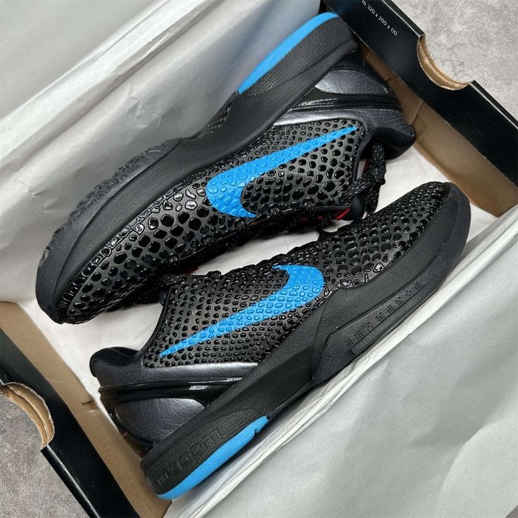 Nike Kobe 6 ‘Dark Knight’ Review: Sleek, Stealthy, and Performance-Driven Nike Kobe 6 ‘Dark Knight’ Review: Sleek, Stealthy, and Performance-Driven