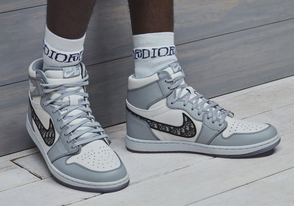Air Jordan 1 High OG x Dior ‘White Wolf Grey’ Review: Luxury Meets Iconic Street Style