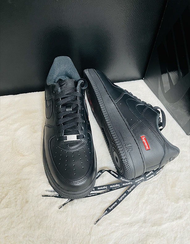 Nike x Supreme Air Force 1 Low ‘Box Logo – Black’ Review: Minimalism Meets Hype