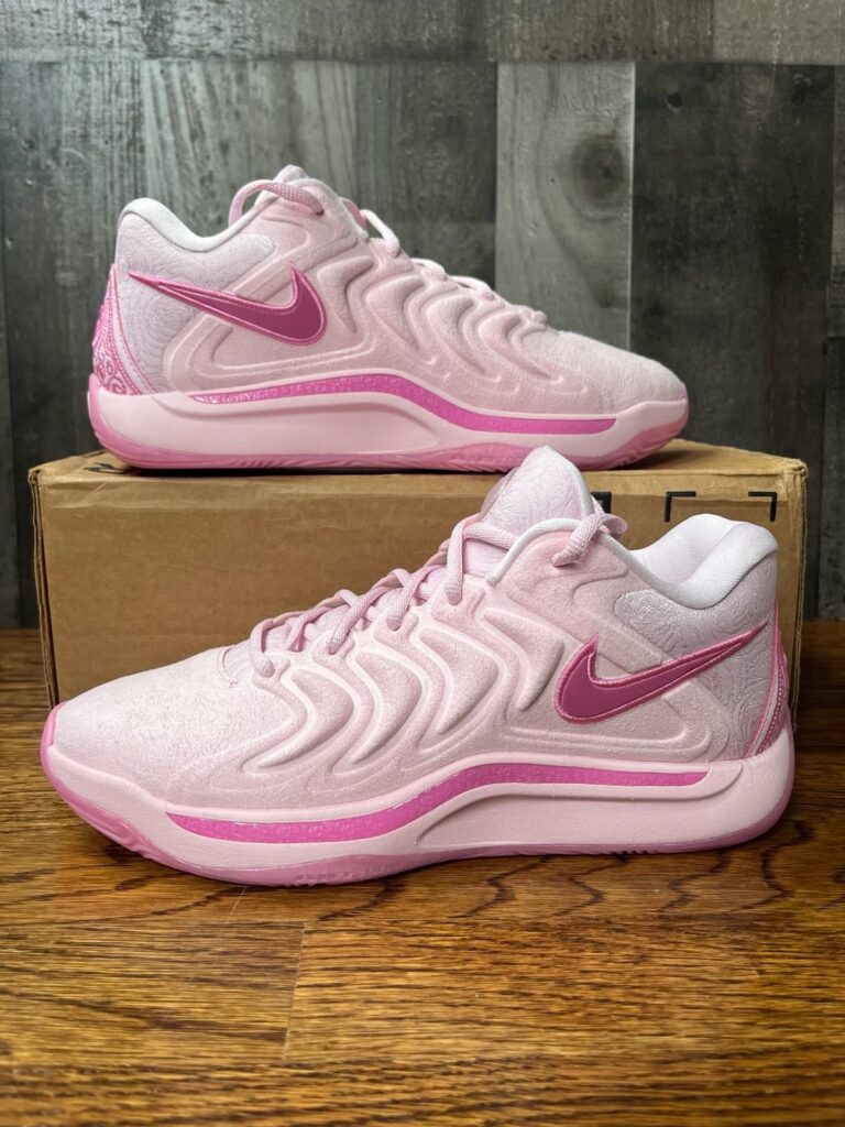 Nike KD 17 ‘Aunt Pearl’ Review: Performance with a Personal Legacy Nike KD 17 ‘Aunt Pearl’ Review: Performance with a Personal Legacy