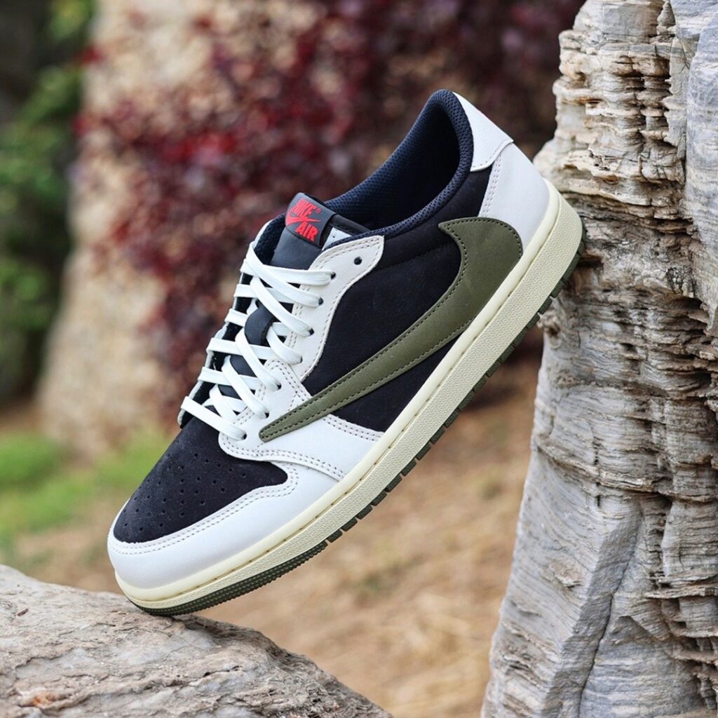 (WMNS) Air Jordan 1 Retro Low OG SP x Travis Scott ‘Medium Olive’ Review: Earth-Toned Luxury in a Legendary Collaboration