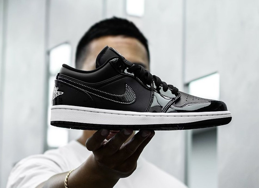 Air Jordan 1 Low ‘All Star 2021’ Review: Glossy Street Style Meets Classic Heritage Air Jordan 1 Low ‘All Star 2021’ Review: Glossy Street Style Meets Classic Heritage