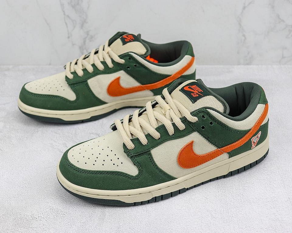Nike SB Dunk Low Pro ‘Éire’ Review: A Tribute to Irish Roots and Skate Heritage Nike SB Dunk Low Pro ‘Éire’ Review: A Tribute to Irish Roots and Skate Heritage