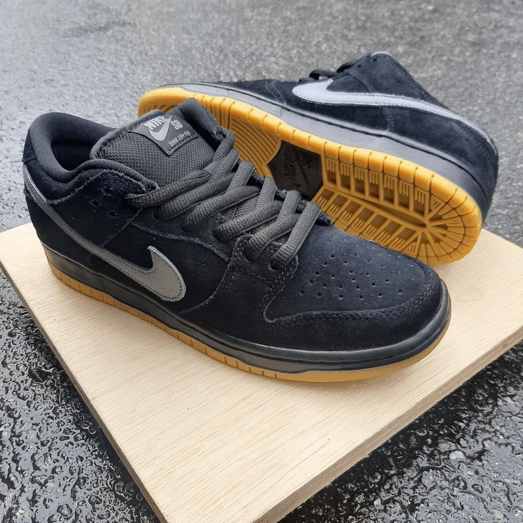 Nike SB Dunk Low Pro ‘Fog’ Review: Minimalist Heat with Maximum Vibe