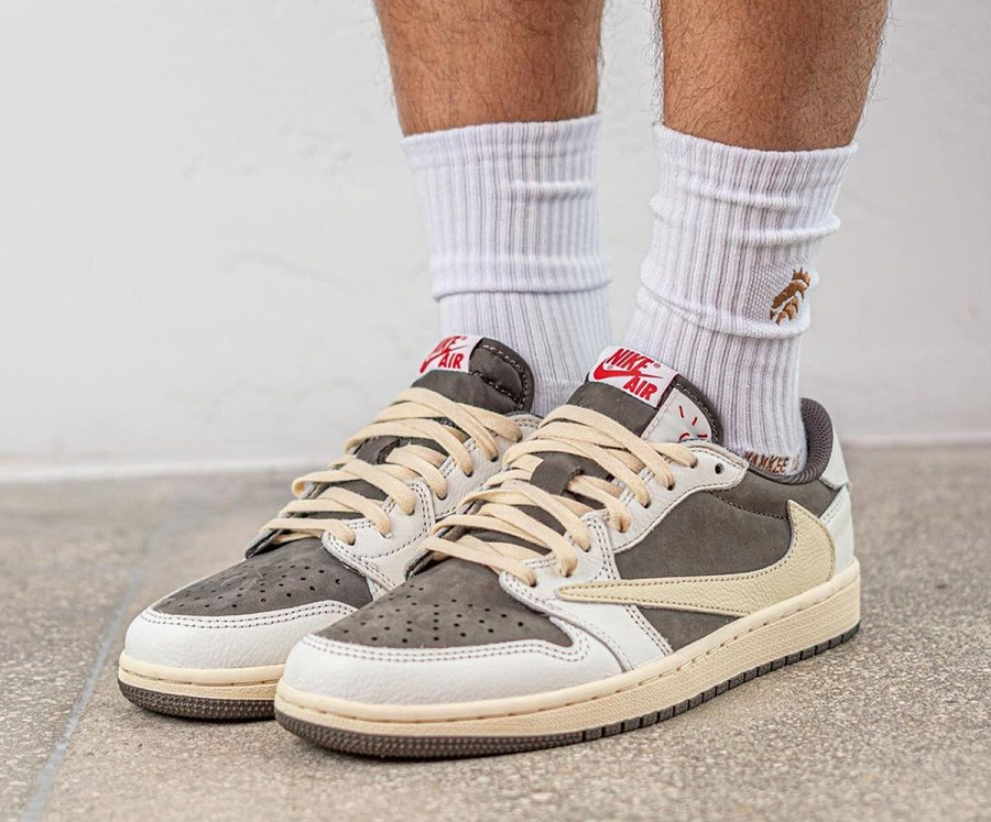 Air Jordan 1 Low OG x Travis Scott ‘Reverse Mocha’ Review: Hype Meets Heritage Air Jordan 1 Low OG x Travis Scott ‘Reverse Mocha’ Review: Hype Meets Heritage