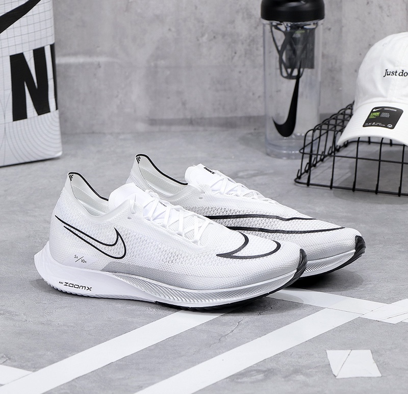 Nike ZoomX Streakfly ‘White Metallic Silver’ Review: The Lightest ZoomX for Speed-Obsessed Runners