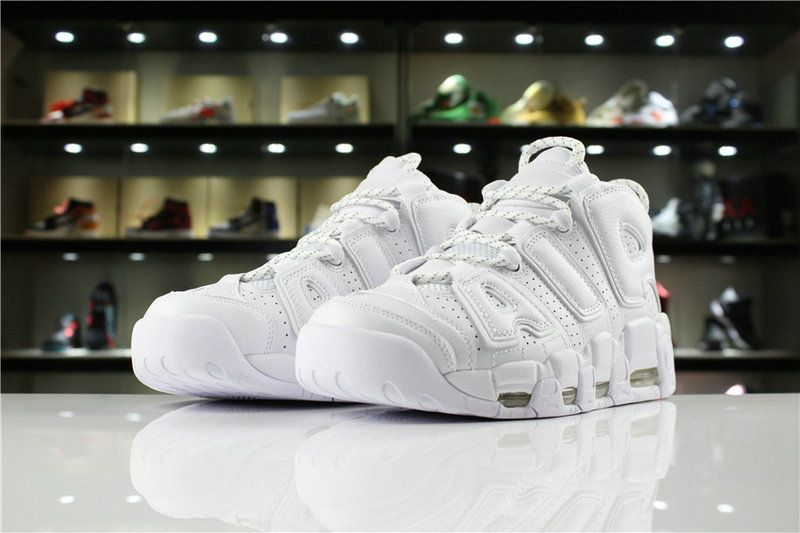 Nike Air More Uptempo ‘Triple White’ Review: Clean Power, Bold Identity Nike Air More Uptempo ‘Triple White’ Review: Clean Power, Bold Identity