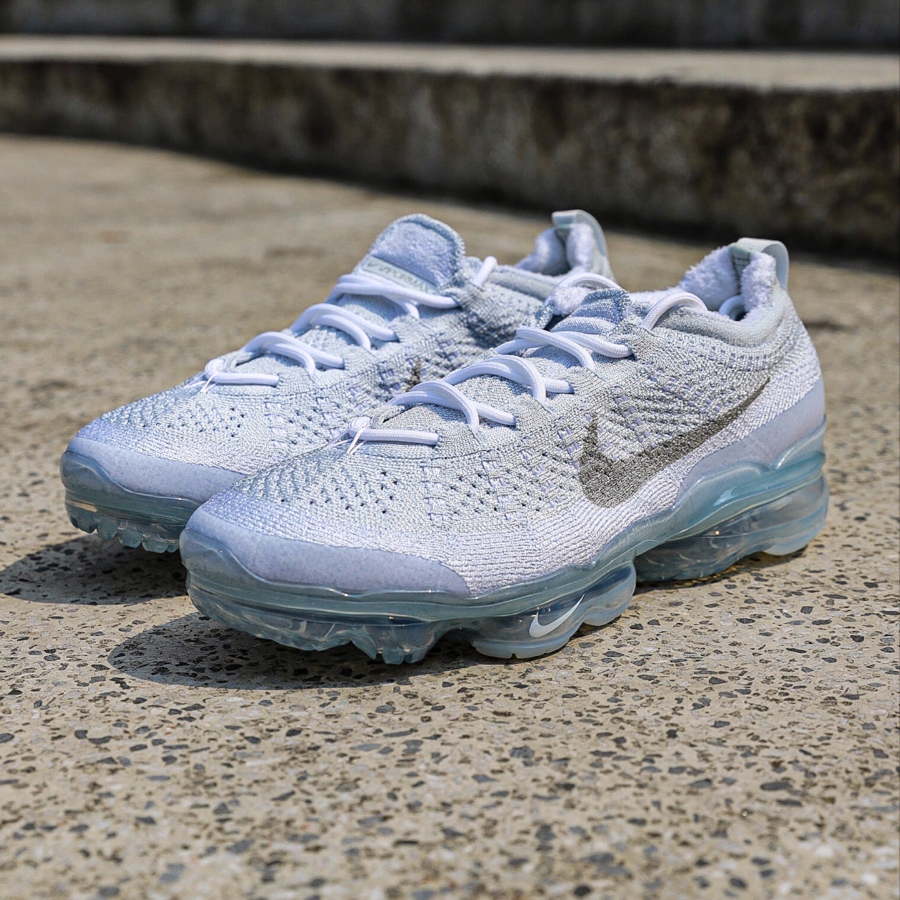 Nike Air VaporMax 2023 Flyknit ‘Pure Platinum’ Review: Lightweight Luxury in Motion