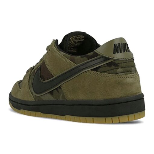 Nike Zoom SB Dunk Low Pro 'Olive Green Camo' 854866-209
