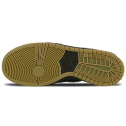 Nike Zoom SB Dunk Low Pro 'Olive Green Camo' 854866-209