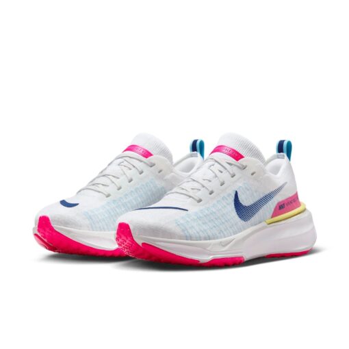 (WMNS) Nike Invincible 3 'White Pink Blue' DR2660-105