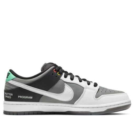 Nike SB Dunk Low 'Camcorder' CV1659-001