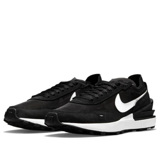 (WMNS) Nike Waffle One 'Black White' DC2533-001