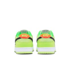 Nike Dunk Low SE 'Splash' FJ4610-702