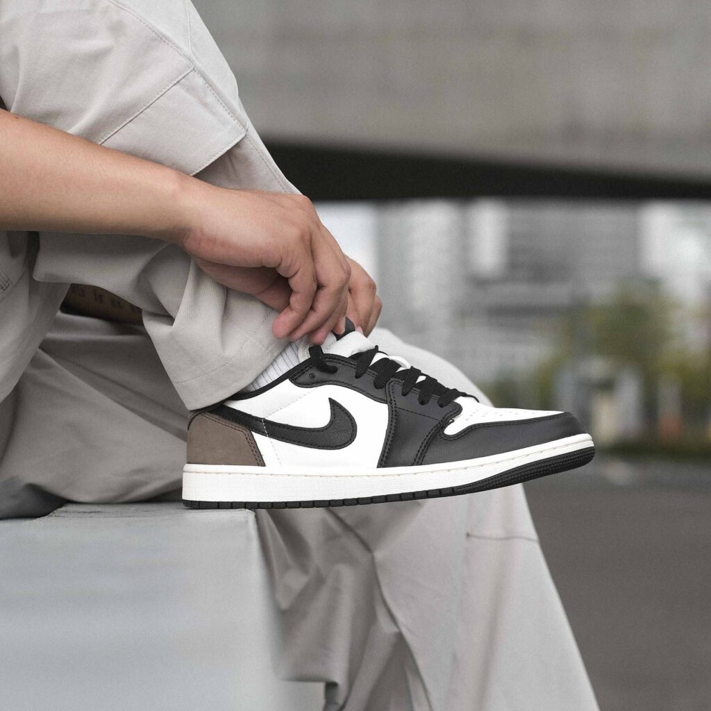 Air Jordan 1 Low OG ‘Mocha’ Review: Clean Minimalism with Premium Flair