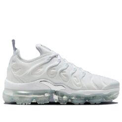 (WMNS) Nike Air VaporMax Plus 'White Metallic Silver' FQ8895-100