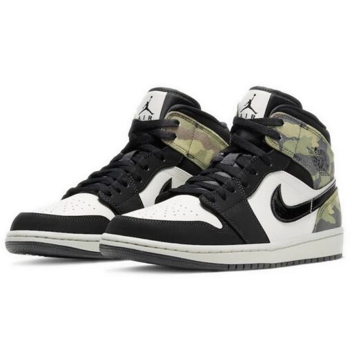 Air Jordan 1 Mid 'Camo' CW5490-001