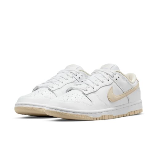 (WMNS) Nike Dunk Low 'White Pearl' DD1503-110