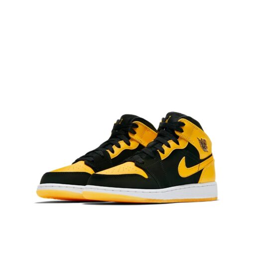 (GS) Air Jordan 1 Retro Mid 'New Love' 2017 554725-035