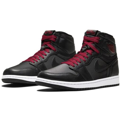 Air Jordan 1 Retro High OG 'Black Gym Red' 555088-060