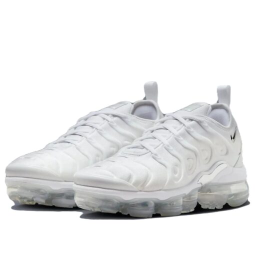 (WMNS) Nike Air VaporMax Plus 'White Metallic Silver' FQ8895-100