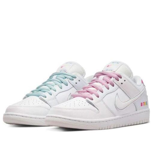 Nike SB Dunk Low 'Be True' DR4876-100