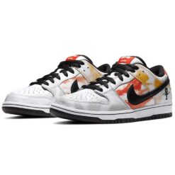 Nike SB Dunk Low 'Tie-Dye Raygun White' BQ6832-101