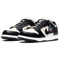Nike x Supreme SB Dunk Low OG QS 'Black' DH3228-102