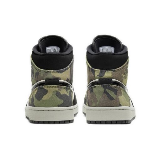Air Jordan 1 Mid 'Camo' CW5490-001