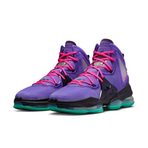 Nike LeBron 19 'DJ Bron' CZ0203-500