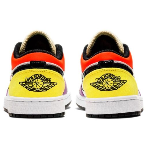 (WMNS) Air Jordan 1 Low SE 'Lightbulb' CZ3572-104
