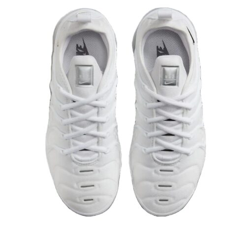 (WMNS) Nike Air VaporMax Plus 'White Metallic Silver' FQ8895-100