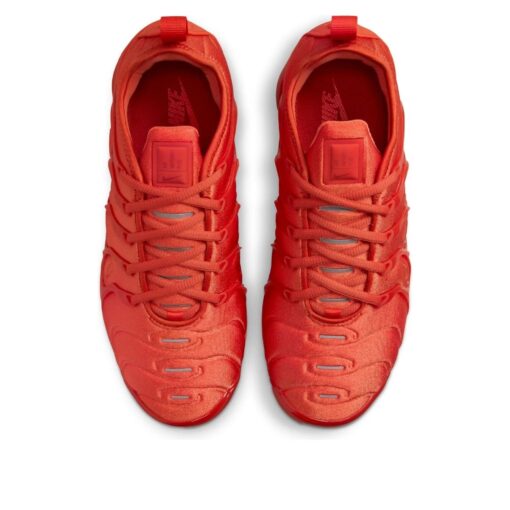 (WMNS) Nike Air VaporMax Plus 'Triple Orange' DZ4440-800