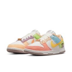 (WMNS) Nike Dunk Low SE 'Sun Club' DQ0265-100
