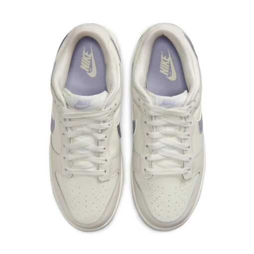 (WMNS) Nike Dunk Low 'Sail & Oxygen Purple' DX5930-100