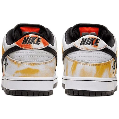 Nike SB Dunk Low 'Tie-Dye Raygun White' BQ6832-101